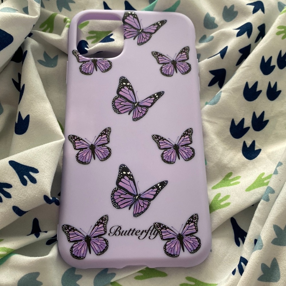 Butterfly print on purple iPhone 11/XR case